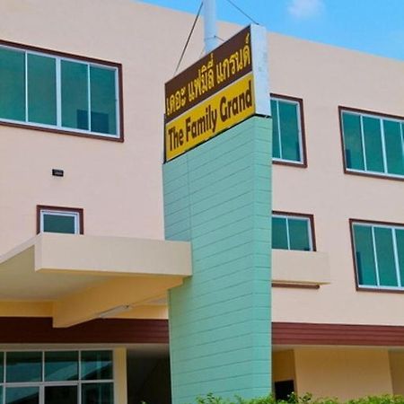 Hotel The Family Grand Udon Thani Exterior foto