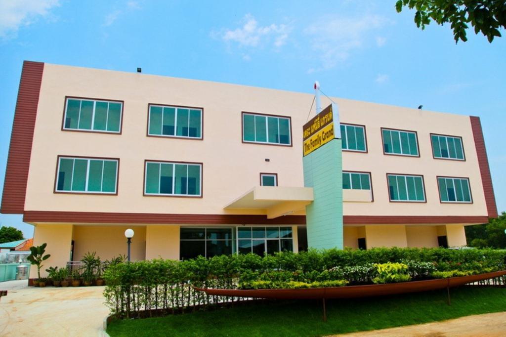 Hotel The Family Grand Udon Thani Exterior foto