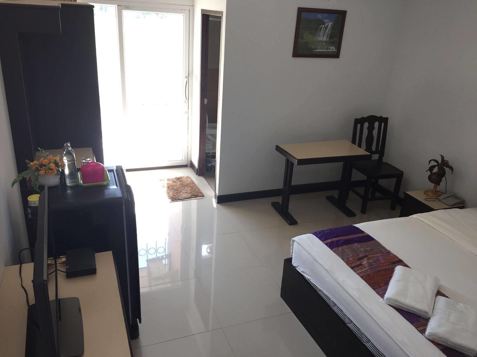 Hotel The Family Grand Udon Thani Exterior foto